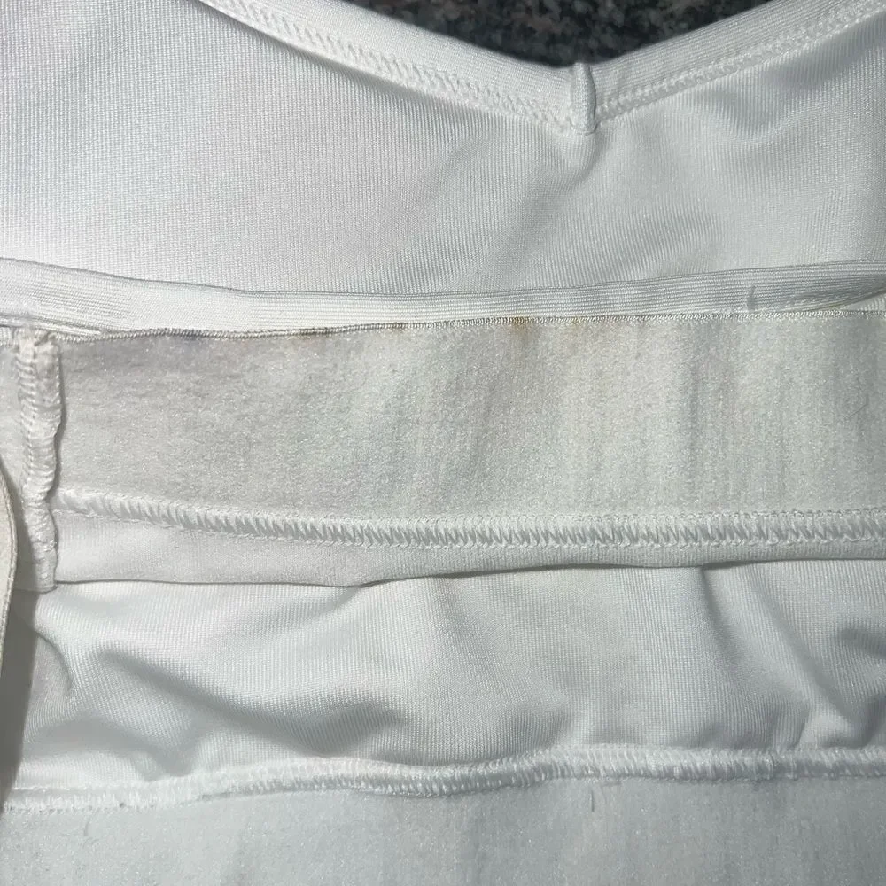 Victorias Secret Pink Ultimate Gym Lined Removable Padding sport bra White XL